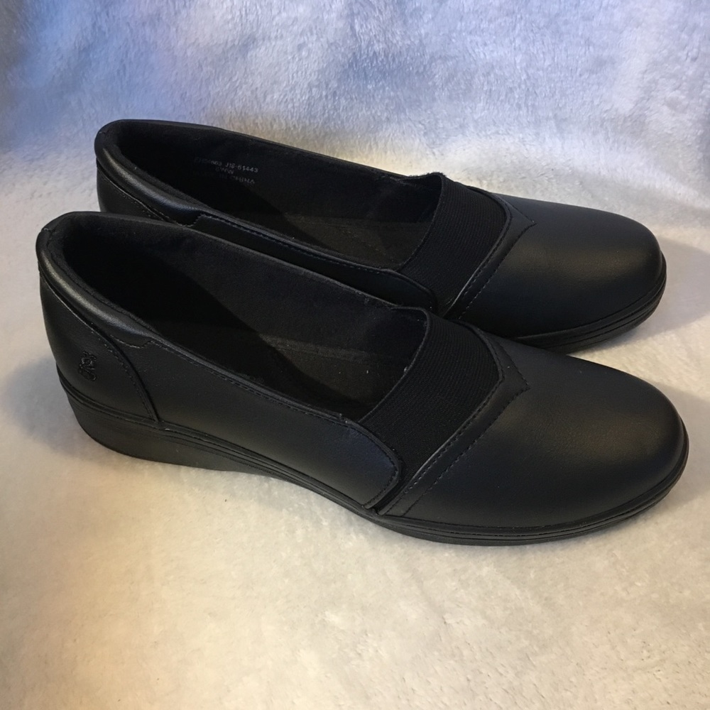 Grasshoppers Jade Black flats NEW size 8WW